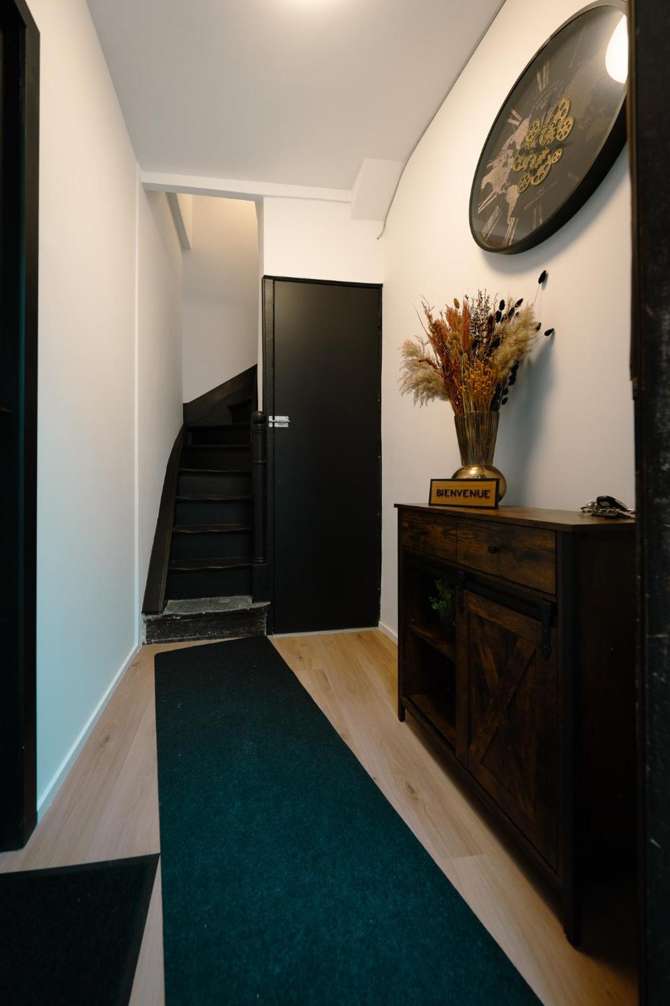 Le Pelerin Apartment Mons Ngoại thất bức ảnh